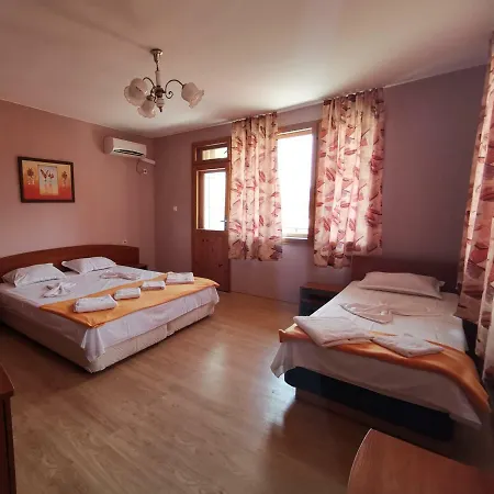Guest house Radostina *